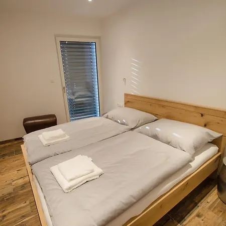 Superb Alpine By In One * زيل أم سي